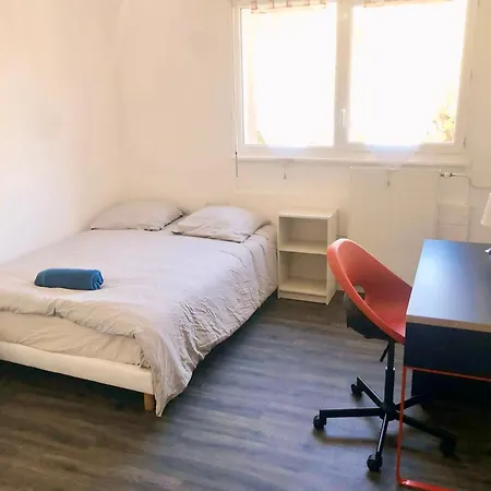 Privee Dans Partage - - Tram A - Wifi - Ref Me1 Homestay *