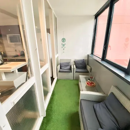 Homestay Privee Dans Partage - - Tram A - Wifi - Ref Me1 Cenon