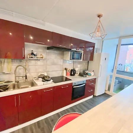Homestay Privee Dans Partage - - Tram A - Wifi - Ref Me1 Cenon